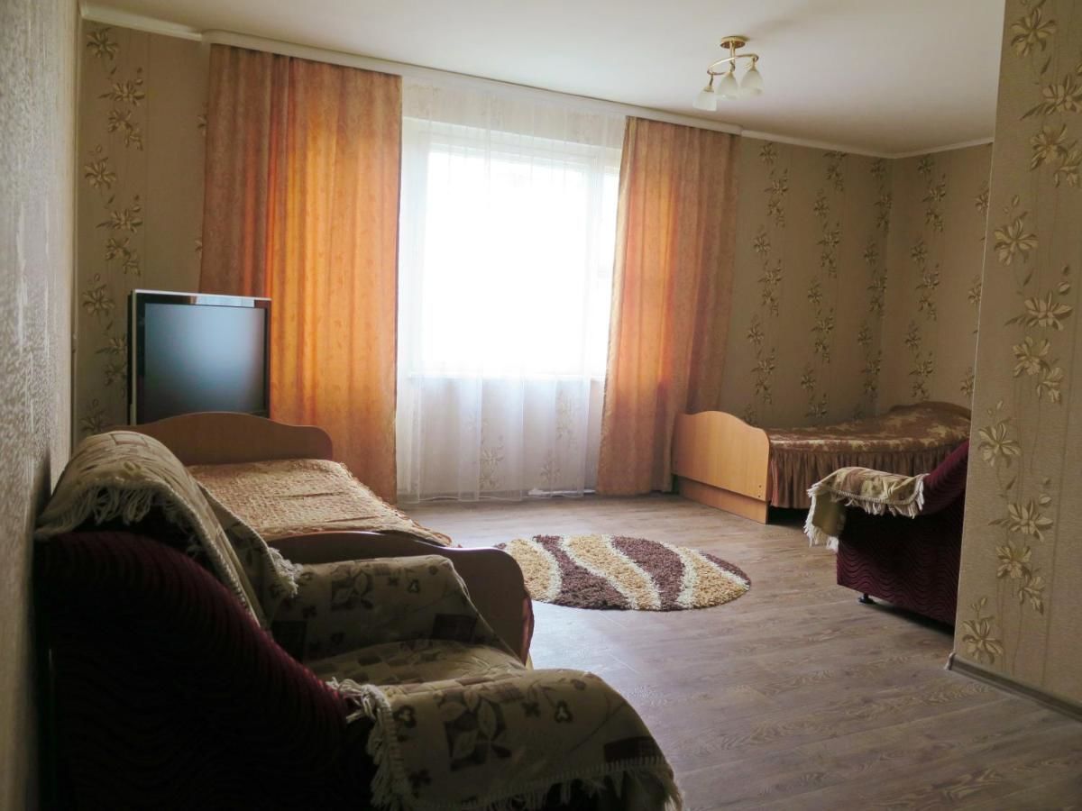 Апартаменты Apartment on Dovatora 8a Slonim-5
